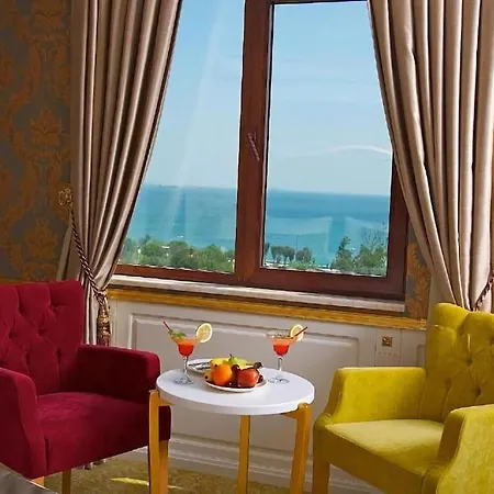 Emirhan Palace 4*