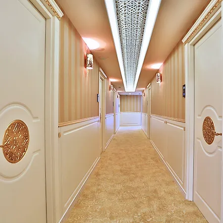 Hotel Emirhan Palace