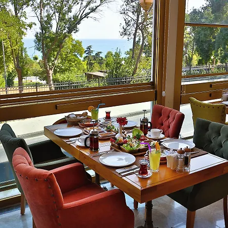 Hotel Emirhan Palace Istanbul