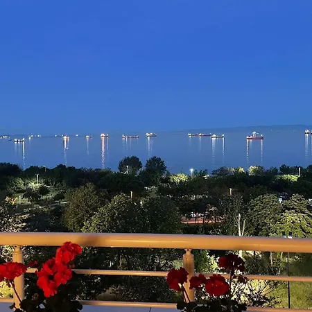 Hotel Emirhan Palace