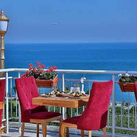 Emirhan Palace 4*